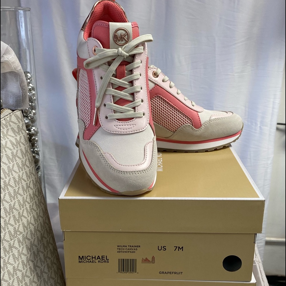 MK shoes